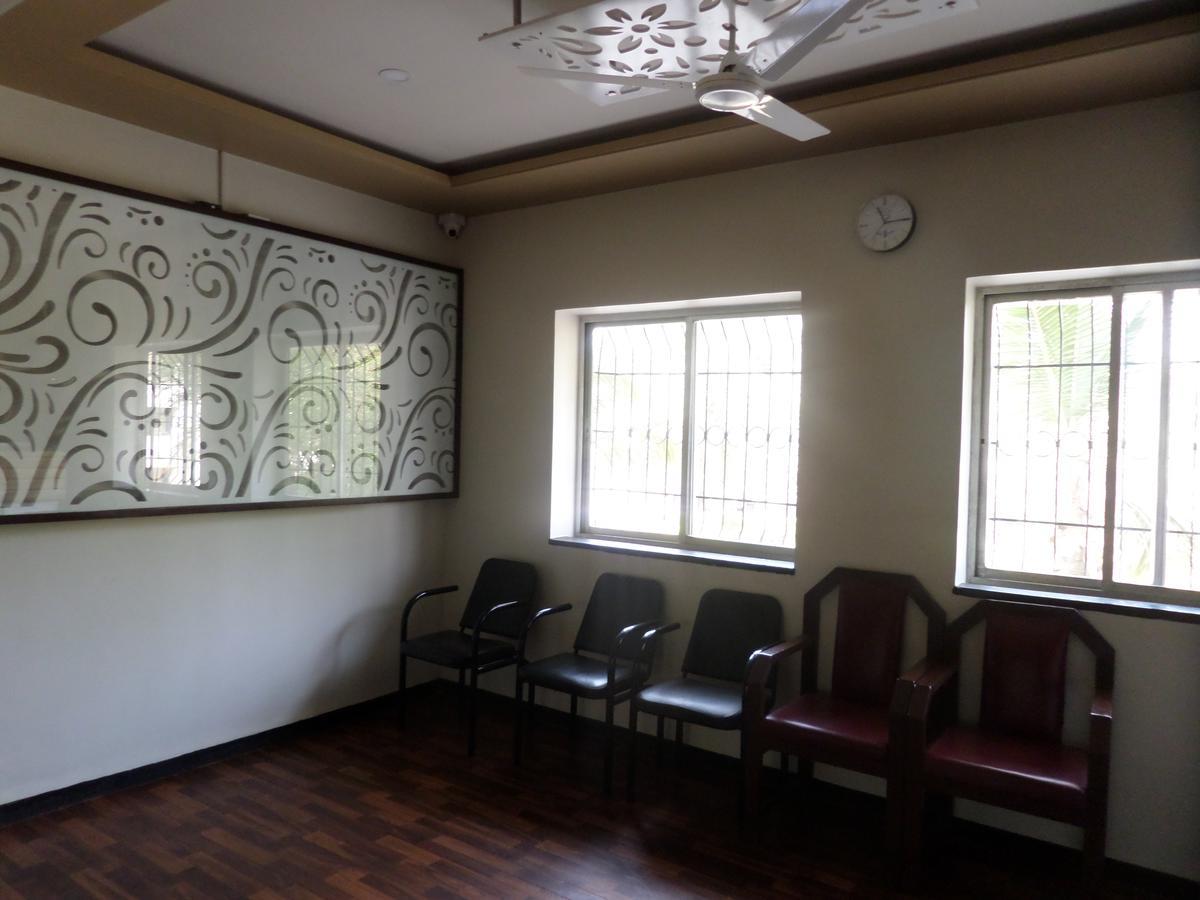 Hotel Sadanand Sangli Luaran gambar