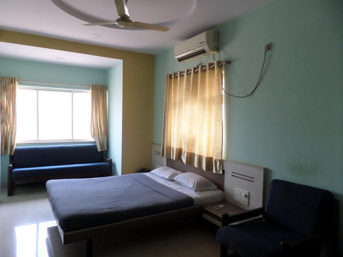Hotel Sadanand Sangli Luaran gambar