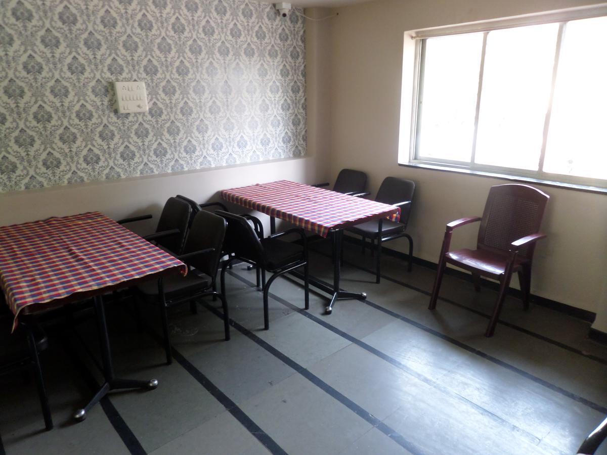 Hotel Sadanand Sangli Luaran gambar