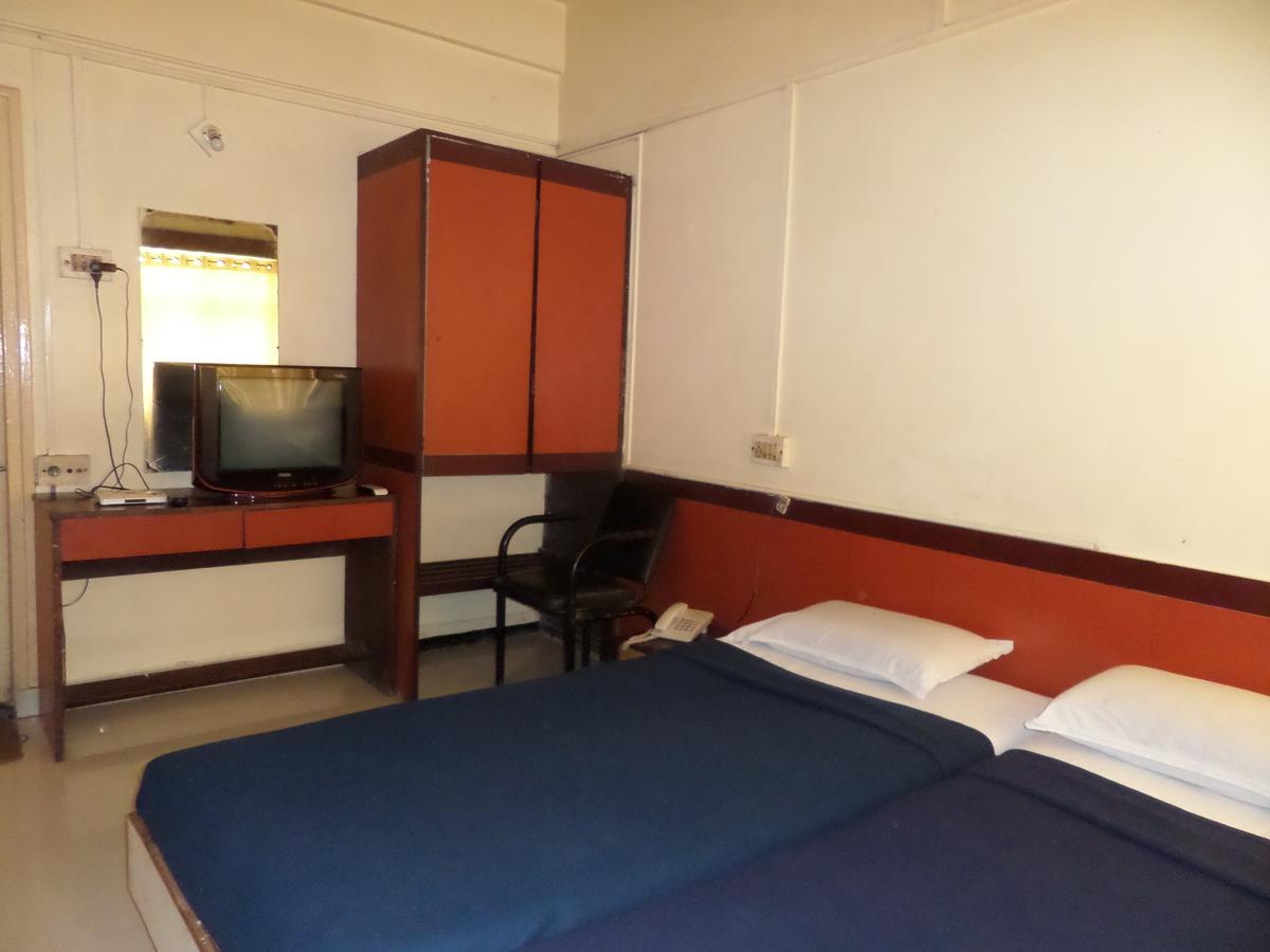 Hotel Sadanand Sangli Luaran gambar