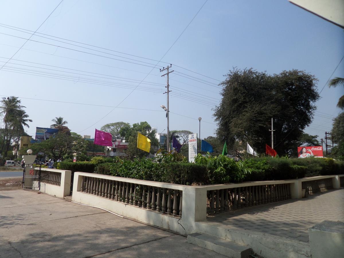Hotel Sadanand Sangli Luaran gambar